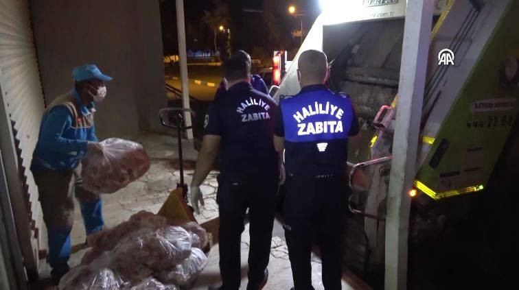 Bayram öncesi mide bulandıran görüntüler! Yakalanmasa vatandaşa yedireceklerdi - Resim: 9